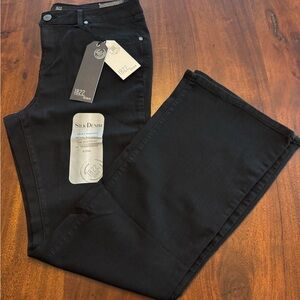 1822 Denim Black Jeans NWT